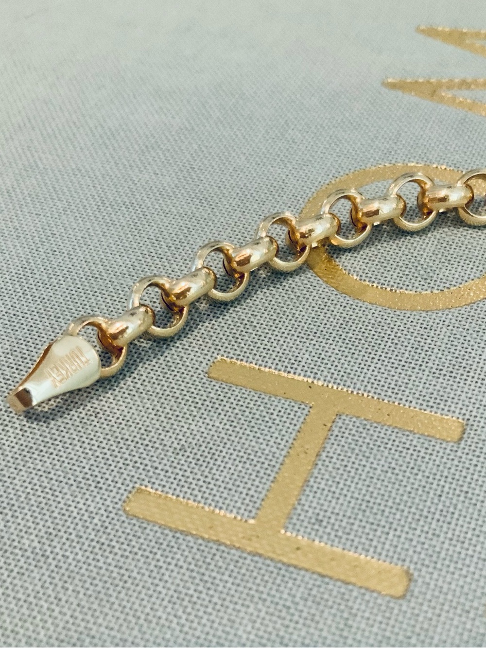 14k Solid Gold Rolo Link Bracelet - Picture 5 of 6